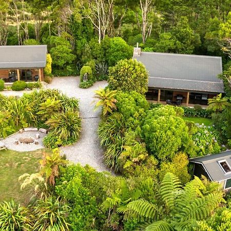 Paparoa Beach Hideaway With Hot Tub باريتاون المظهر الخارجي الصورة