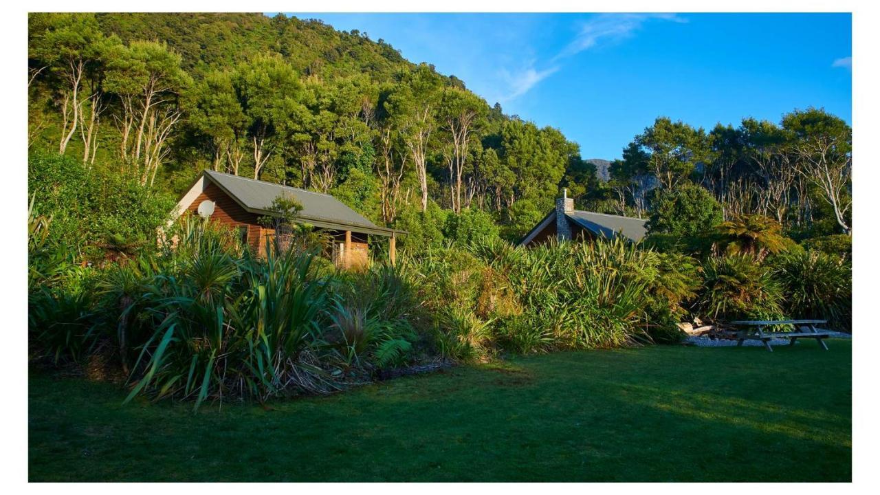Paparoa Beach Hideaway With Hot Tub باريتاون المظهر الخارجي الصورة