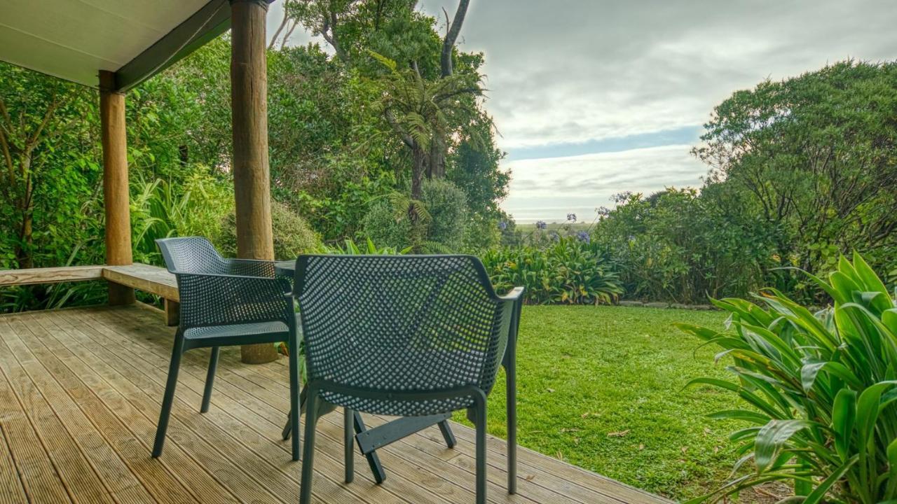 Paparoa Beach Hideaway With Hot Tub باريتاون المظهر الخارجي الصورة