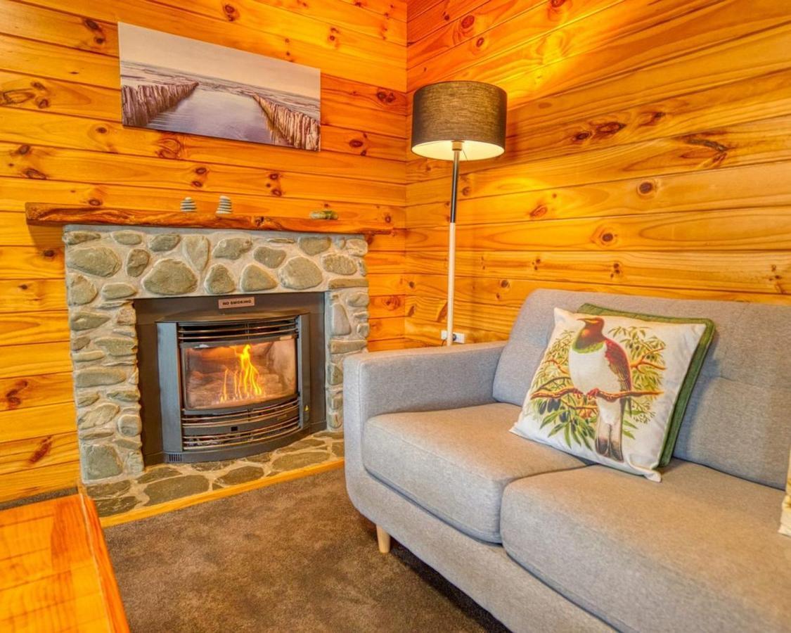 Paparoa Beach Hideaway With Hot Tub باريتاون المظهر الخارجي الصورة