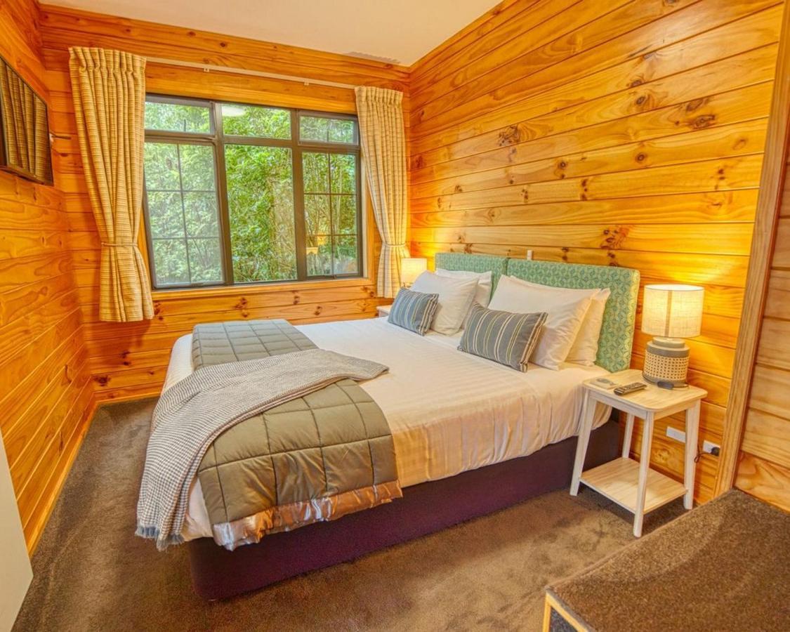 Paparoa Beach Hideaway With Hot Tub باريتاون المظهر الخارجي الصورة